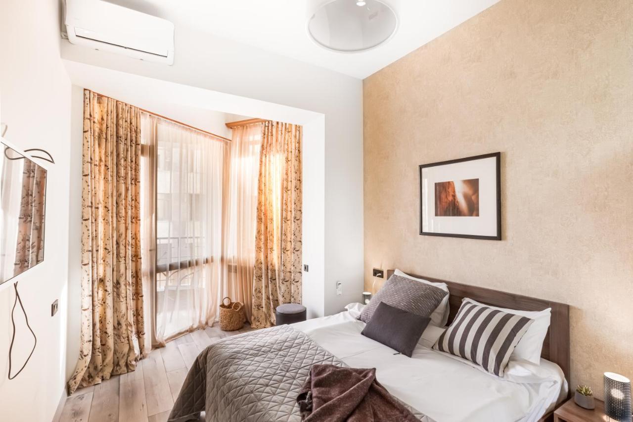 Hotelise I Gin Apartment Yerevan Exterior photo