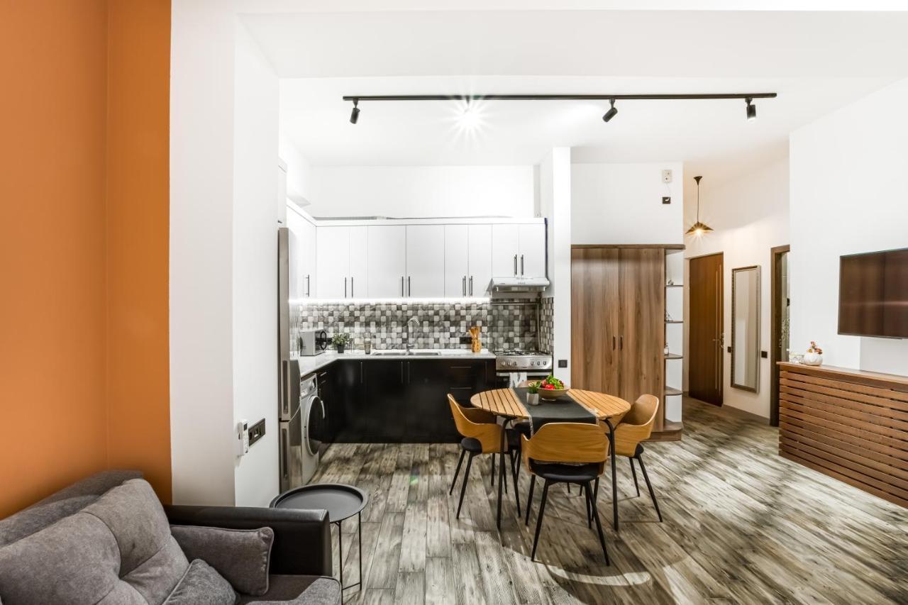Hotelise I Gin Apartment Yerevan Exterior photo
